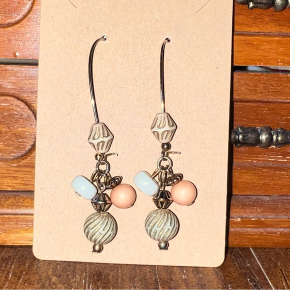 Beaded Stone Boho Dangle Drop Earrings - Picture 1 of 9